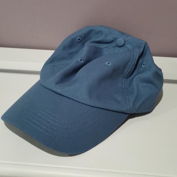 HAT - Picture 3 of 9